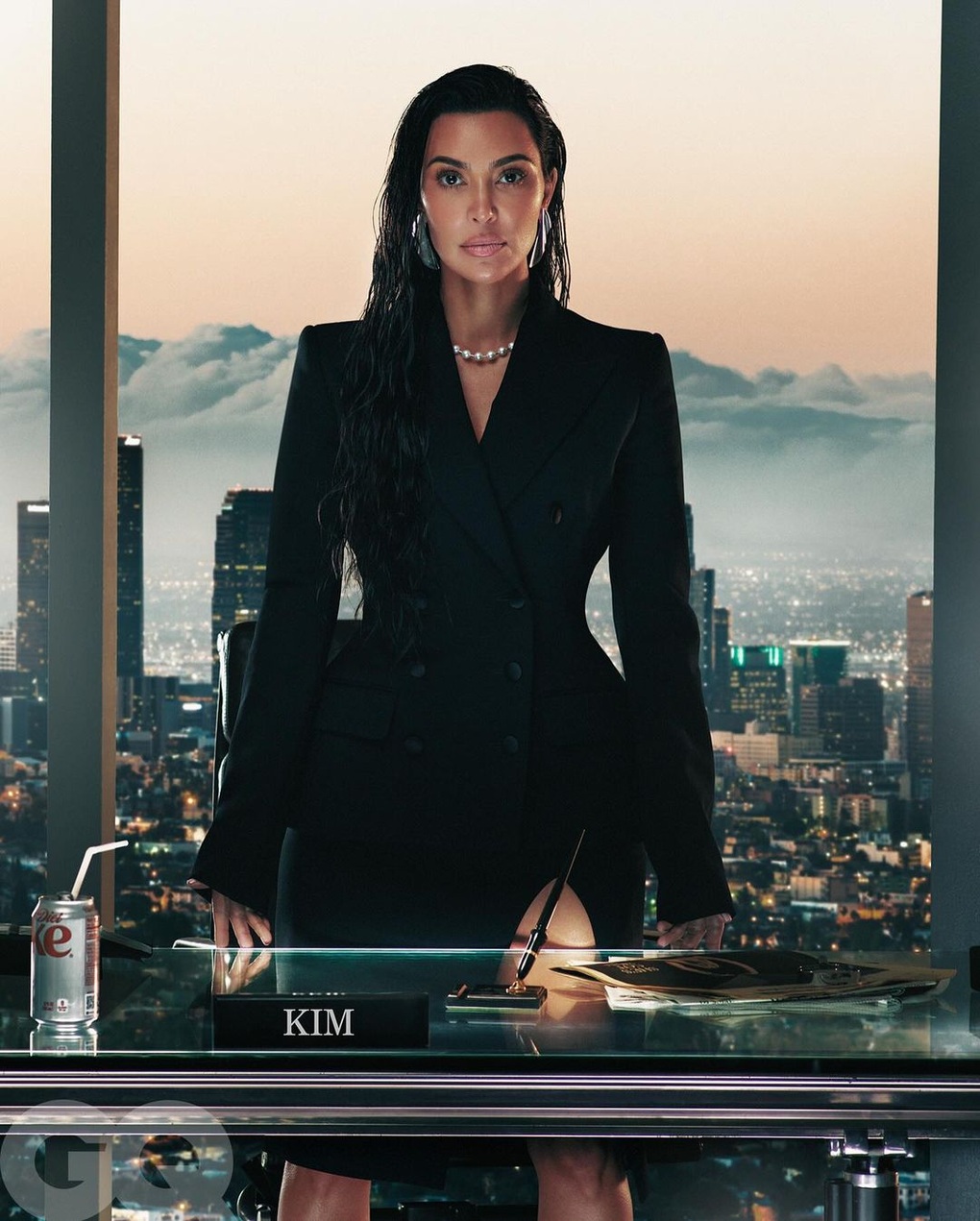Tranh cãi việc nữ tỷ phú Kim Kardashian là Người đàn ông của năm - 3
