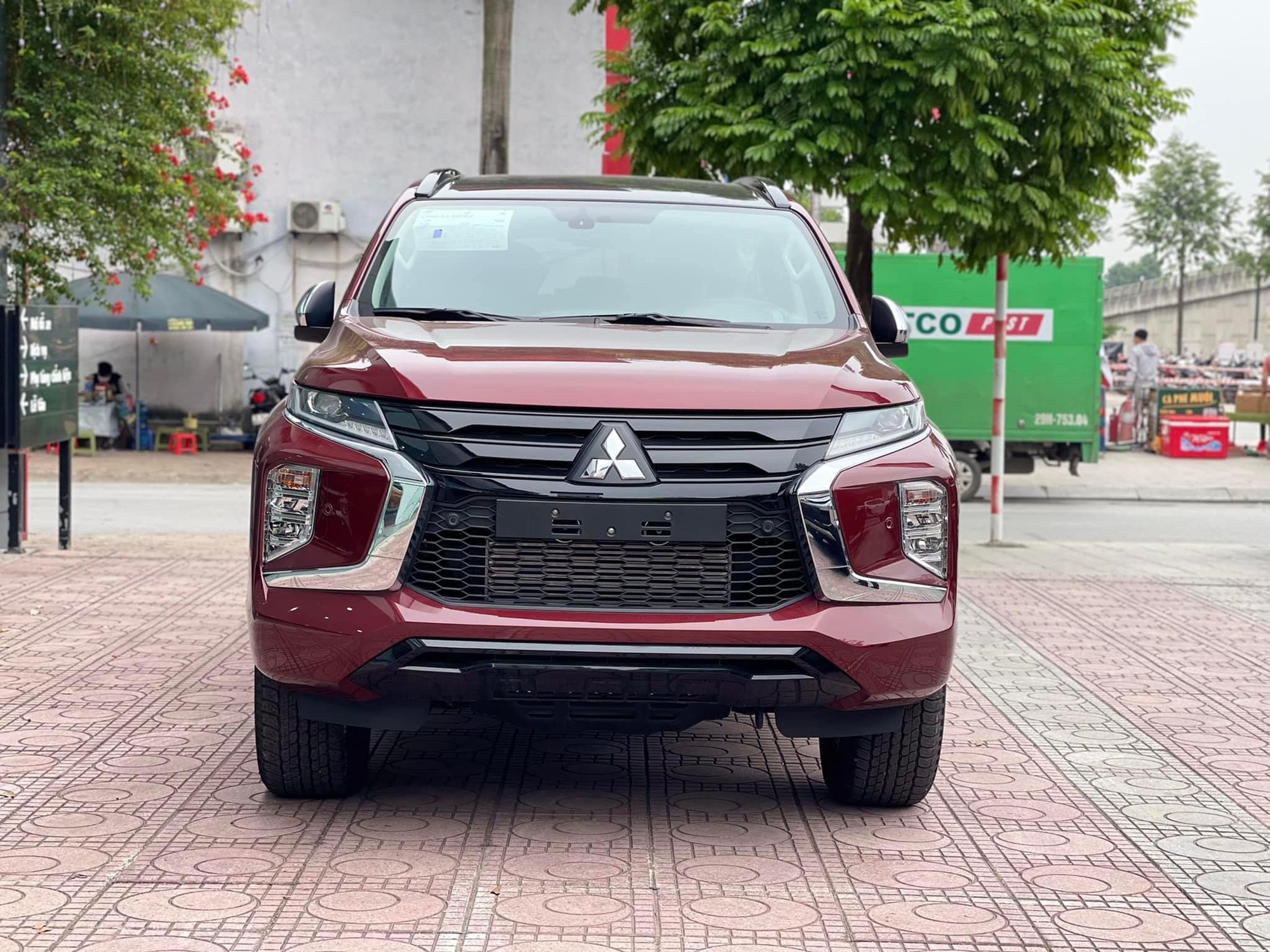 Mitsubishi Pajero Sport có thêm bản mới tại Việt Nam
