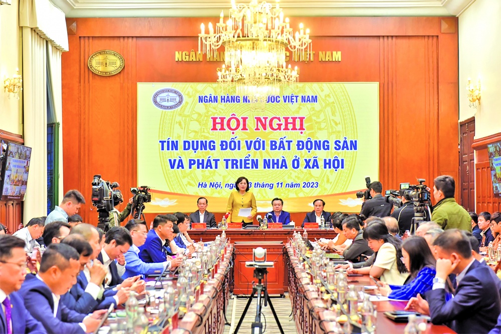 Thống đốc NHNN Nguyễn Thị Hồng cho biết, NHNN sẽ tiếp tục phối hợp với Bộ Xây dựng và các bộ, ngành khác để thực hiện theo đúng chỉ đạo của Chính phủ, Thủ tướng Chính phủ với tinh thần tháo gỡ khó khăn cho thị trường BĐS