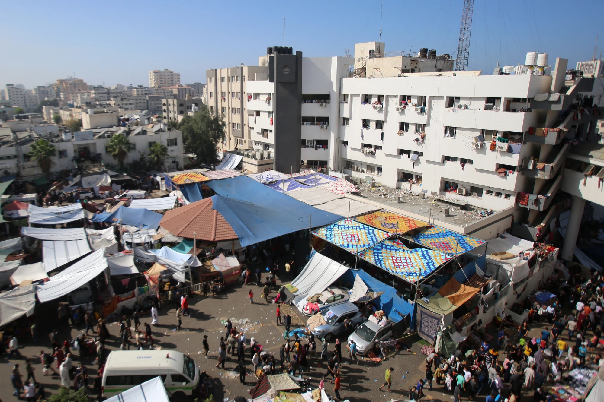 Israel đột kích bệnh viện lớn nhất Gaza - Ảnh 1.