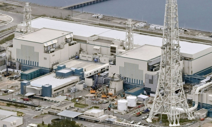 Các lò phản ứng số 6 và số 7 của nhà máy điện hạt nhân Kashiwazaki-Kariwa vào tháng 4/2021. Ảnh: Kyodo