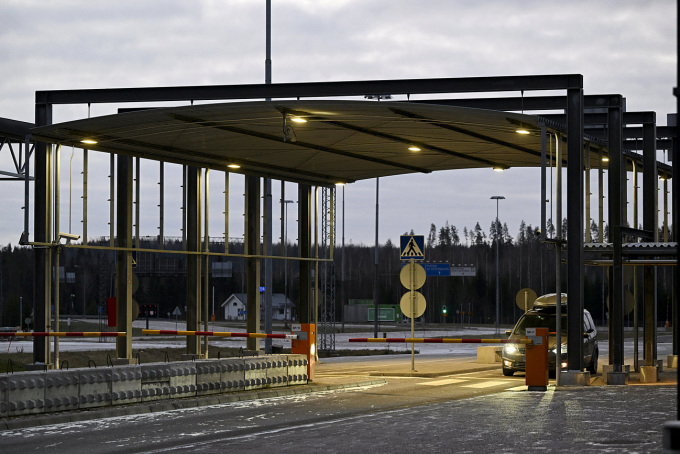 Cửa khẩu biên giới Nuijamaa ở Lappeenranta, Phần Lan, tiếp giáp với Nga ngày 16/11. Ảnh: Reuters